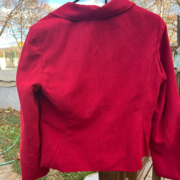 🔥 Red Suede-like Women’s Large Jacket from Dressbarn w/ pockets - Picture 3 of 6